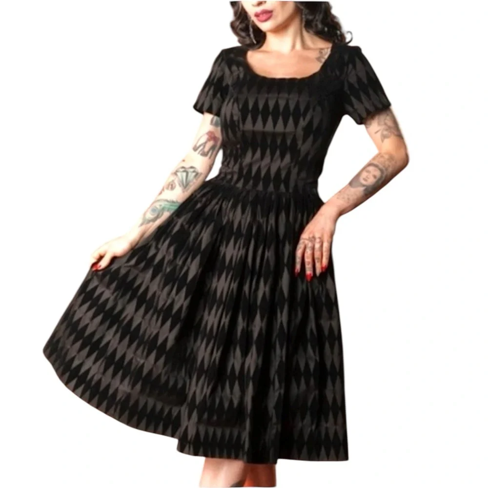 Pinup couture  Gena Dress In Black Flocked Harlequin  short sleeve small NWT - Picture 2 of 8